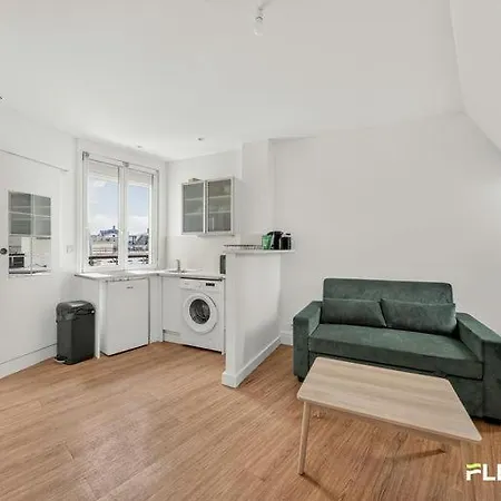 Spacious In The Heart Of 2nd Arrondissement Apartment *